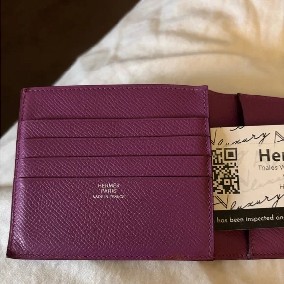 Hermes 💯 Authentic wallet - Picture 2 of 7